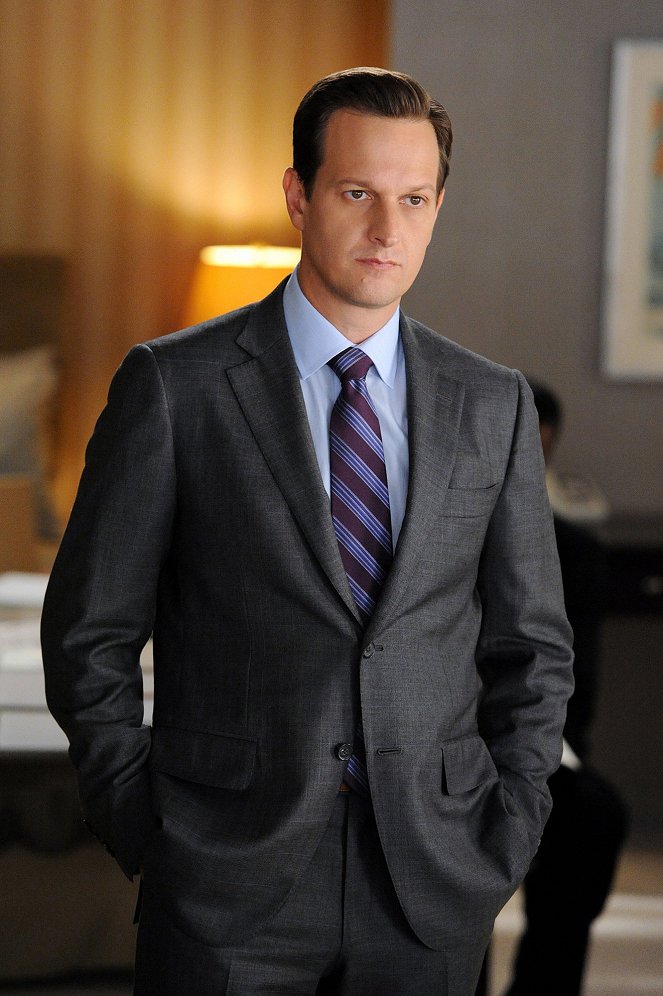 The Good Wife - Season 3 - Get a Room - Photos - Josh Charles