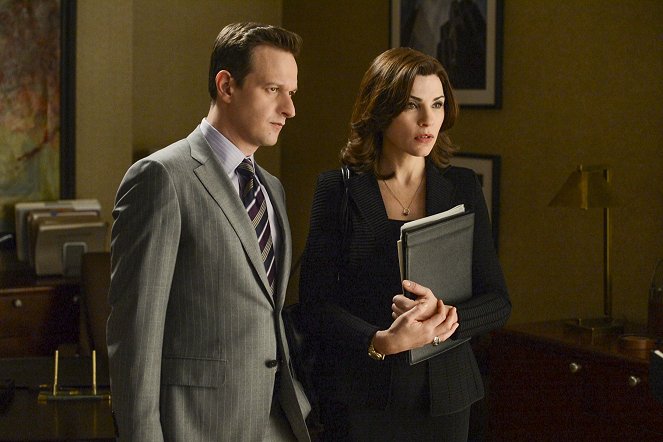 The Good Wife - Invitation to an Inquest - Do filme - Josh Charles, Julianna Margulies