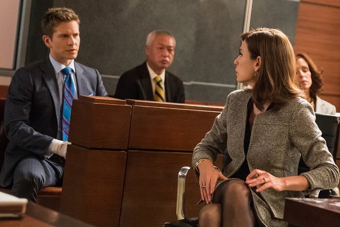 The Good Wife - Dear God - Van film - Matt Czuchry, Julianna Margulies