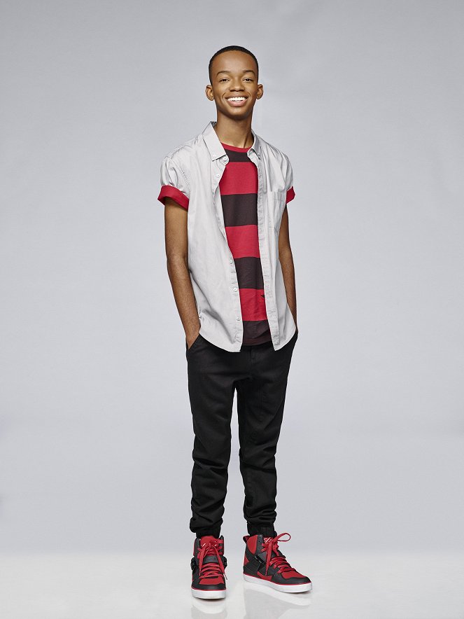 Bella and the Bulldogs - Promo - Coy Stewart