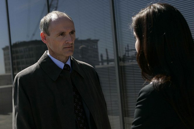 24 heures chrono - 08h00 - 09h00 - Film - Colm Feore