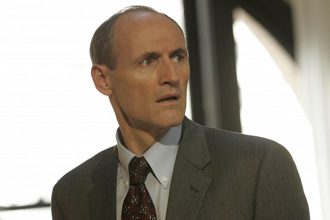 24 heures chrono - 13h00 - 14h00 - Film - Colm Feore