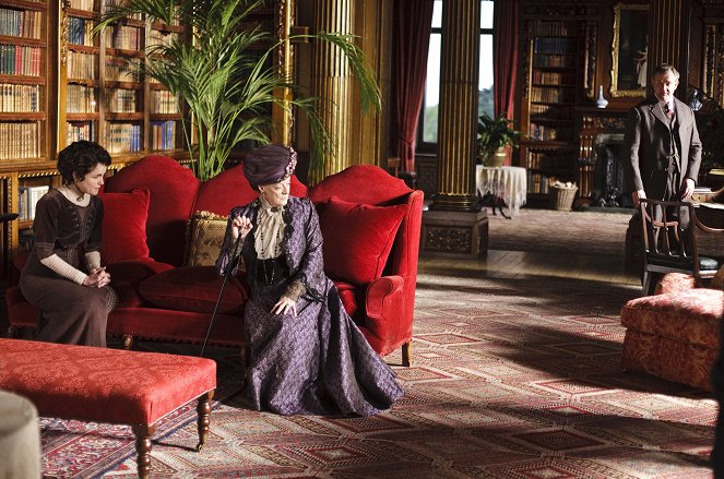 Downton Abbey - Episode 3 - Filmfotók - Elizabeth McGovern, Maggie Smith, Hugh Bonneville