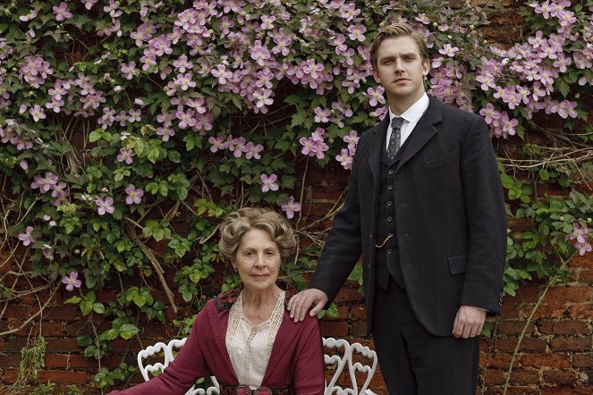 Downton Abbey - Episode 4 - Promokuvat - Penelope Wilton, Dan Stevens