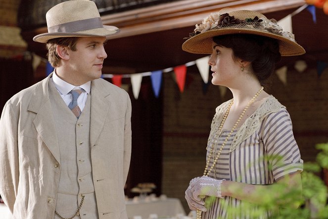 Downton Abbey - Season 1 - Unter Verdacht - Filmfotos - Dan Stevens, Michelle Dockery