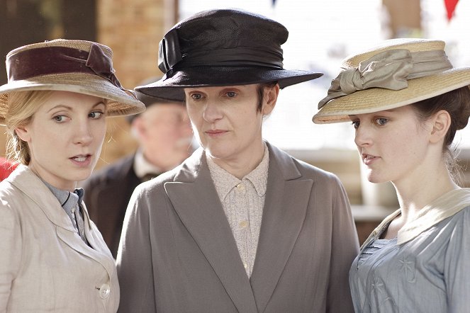 Downton Abbey - Episode 5 - Van film - Joanne Froggatt, Siobhan Finneran, Sophie McShera