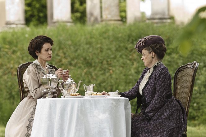 Downton Abbey - Episode 5 - Filmfotók - Elizabeth McGovern, Maggie Smith