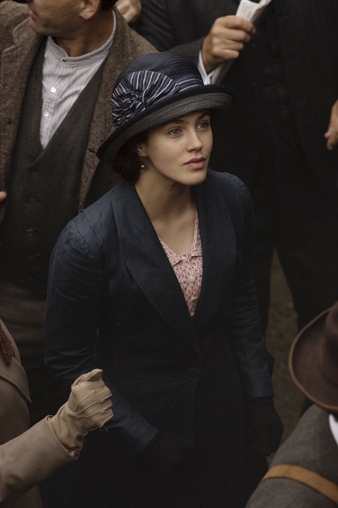 Downton Abbey - Season 1 - Episode 6 - Photos - Jessica Brown Findlay