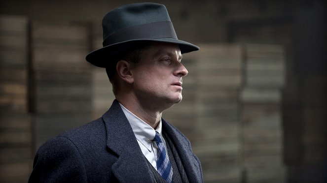 Boardwalk Empire - Resignation - Photos - Shea Whigham