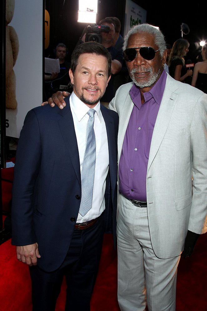 Ted 2 - Tapahtumista - Mark Wahlberg, Morgan Freeman