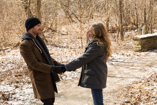 Fathers and Daughters - Film - Aaron Paul, Amanda Seyfried
