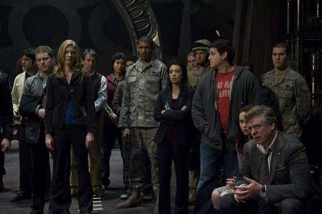 SGU Stargate Universe - Season 1 - Air: Part 1 - De la película