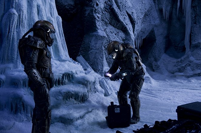 SGU Stargate Universe - Water - Photos