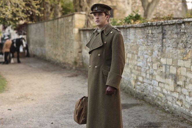 Downton Abbey - Season 2 - Kriegszeiten - Filmfotos - Dan Stevens