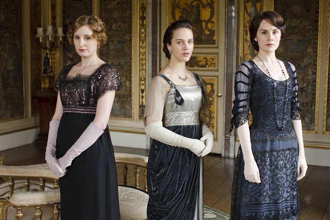 Downton Abbey - Episode 1 - Promóció fotók - Laura Carmichael, Jessica Brown Findlay, Michelle Dockery