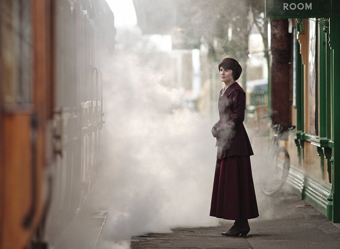 Downton Abbey - Season 2 - Kriegszeiten - Filmfotos - Michelle Dockery