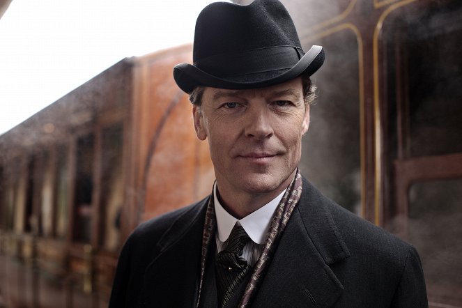 Downton Abbey - Season 2 - Episode 1 - Promóció fotók - Iain Glen