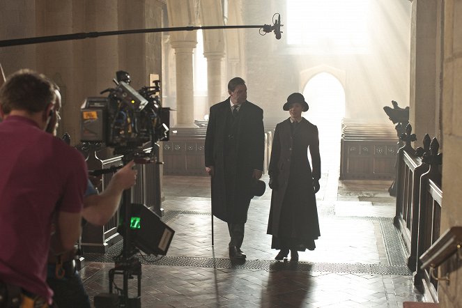 Downton Abbey - Episode 5 - Van de set - Brendan Coyle, Joanne Froggatt