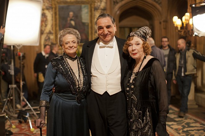 Panství Downton - Epizoda 1 - Z natáčení - Maggie Smith, Jim Carter, Shirley MacLaine