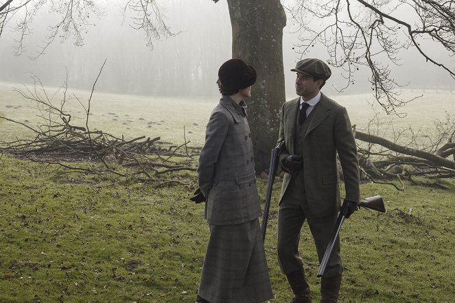 Downton Abbey - Episode 1 - Van film - Michelle Dockery, Tom Cullen