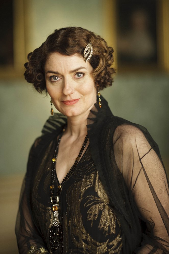 Downton Abbey - Episode 1 - Promoción - Anna Chancellor