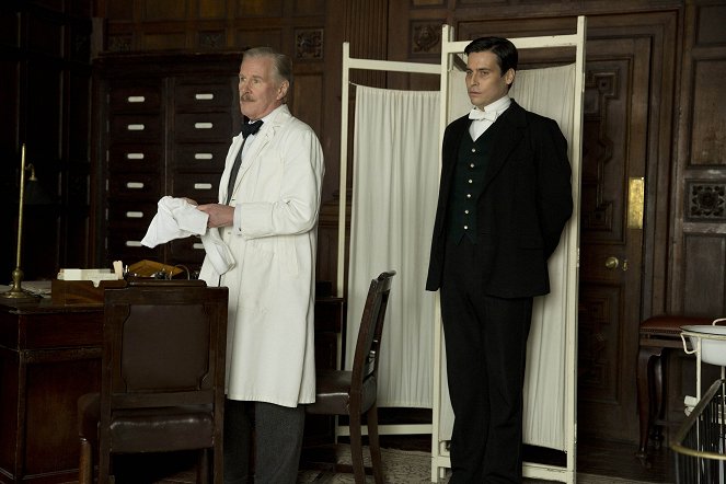 Downton Abbey - Episode 6 - Van film - David Robb, Robert James-Collier