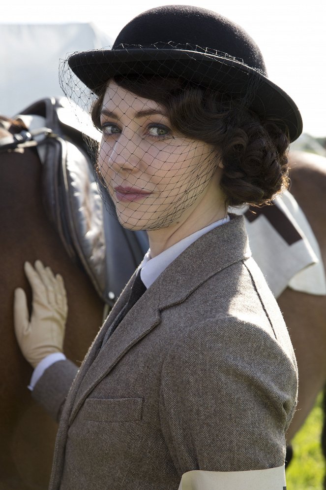 Downton Abbey - Nachricht aus Deutschland - Werbefoto - Catherine Steadman
