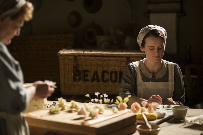 Downton Abbey - Episode 8 - Photos - Sophie McShera