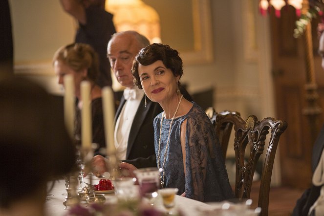 Downton Abbey - Episode 8 - Kuvat elokuvasta - Elizabeth McGovern
