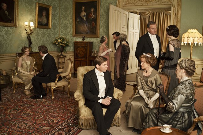 Downton Abbey - Season 4 - Das Verbrechen - Filmfotos - Laura Carmichael, Allen Leech, Joanna David, Hugh Bonneville, Maggie Smith