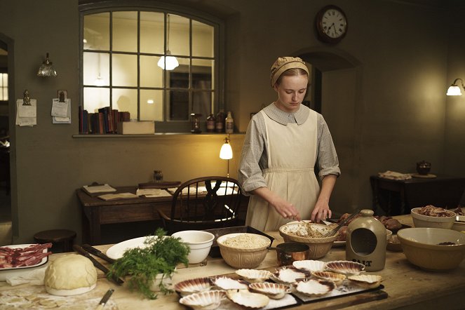 Downton Abbey - Episode 3 - Filmfotók - Cara Theobold