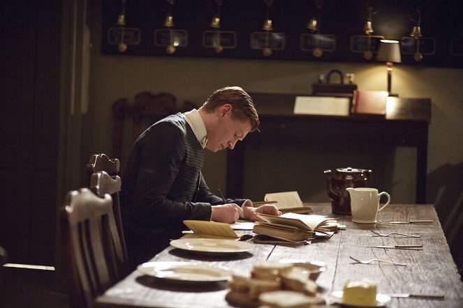 Downton Abbey - Episode 4 - Photos - Ed Speleers