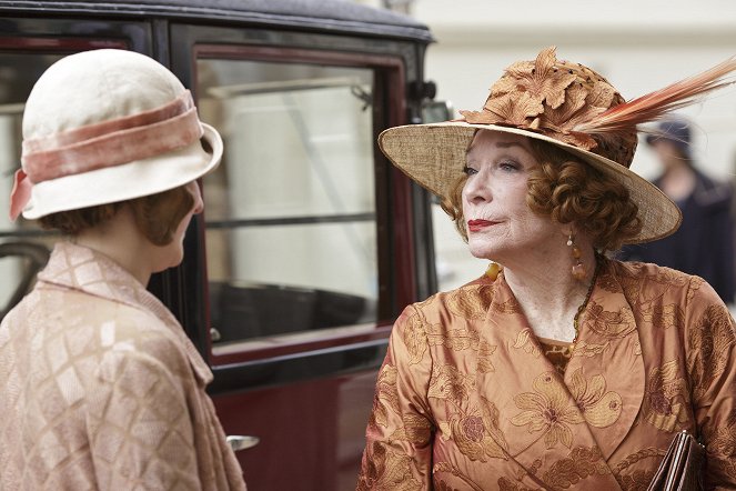 Downton Abbey - Besuch aus Amerika - Filmfotos - Shirley MacLaine