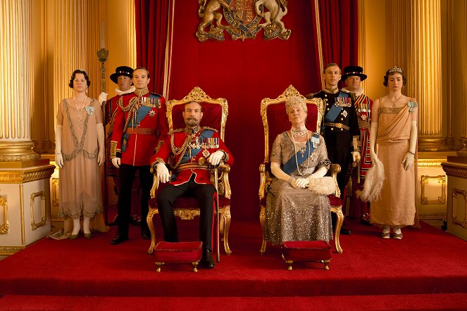 Downton Abbey - Sezon londyński - Z filmu - Oliver Dimsdale, Guy Williams, Valerie Dane