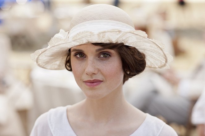 Downton Abbey - La temporada en Londres - Promoción - Poppy Drayton