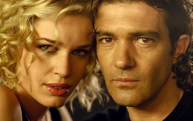 Mujer fatal - Promoción - Rebecca Romijn, Antonio Banderas