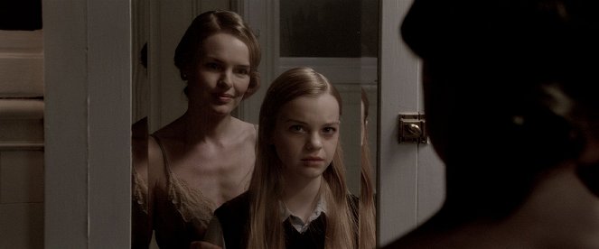 Amnesiac - Van film - Kate Bosworth, Olivia Rose Keegan