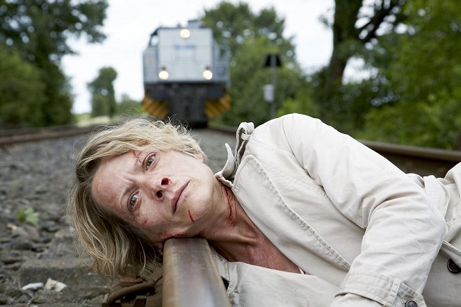 Countdown - Die Jagd beginnt - Season 3 - Suizid - Kuvat elokuvasta - Karin Giegerich