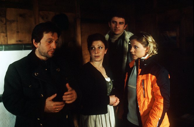 SOKO Kitzbühel - Blutiger Schnee - Van film - Peter Weiß, Bettina Redlich, Hans Sigl, Kristina Sprenger