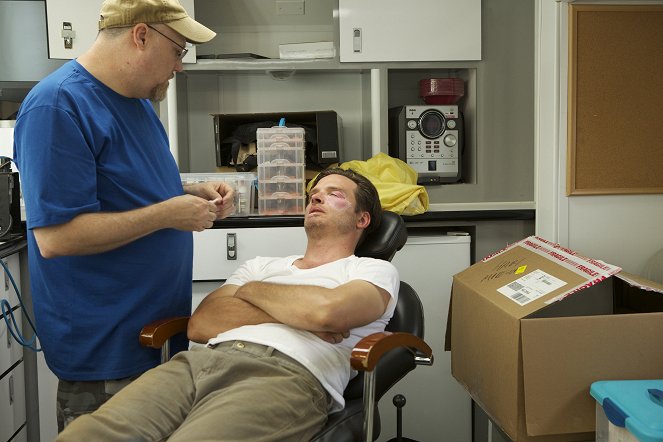 Rectify - Jacob's Ladder - Tournage - Aden Young