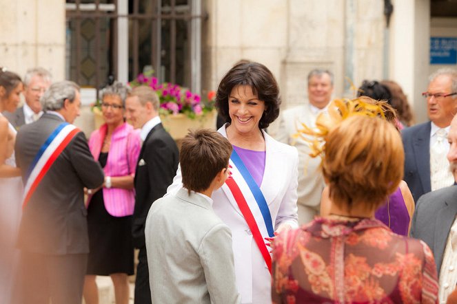 Une famille formidable - Z filmu - Anny Duperey