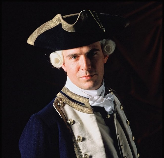 Pirates of the Caribbean: Mustan helmen kirous - Promokuvat - Jack Davenport