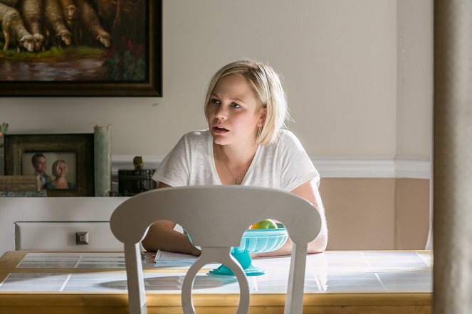 Rectify - Charlie Darwin - Photos - Adelaide Clemens