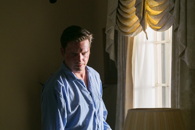 Rectify - Charlie Darwin - Photos - Aden Young