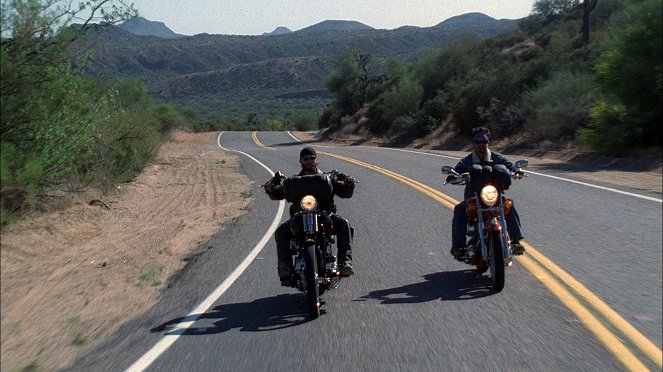Urodzony motocyklista - Z filmu