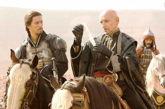 Príncipe da Pérsia: As Areias do Tempo - Do filme - Toby Kebbell, Ben Kingsley