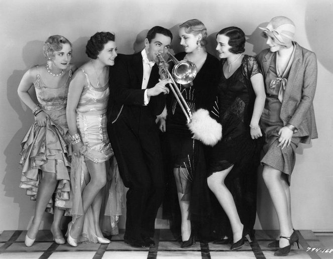 Kevytmielistä nuorisoa - Kuvat elokuvasta - Josephine Dunn, Kathryn Crawford, Charles 'Buddy' Rogers, Carole Lombard, Virginia Bruce