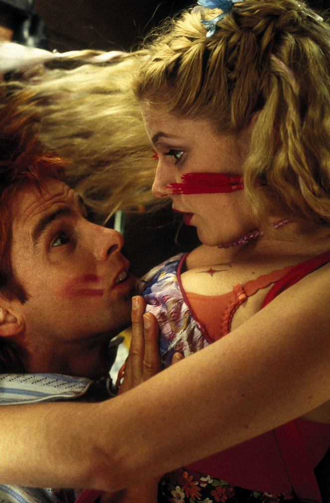 Mr. Accident - Do filme - Yahoo Serious, Helen Dallimore