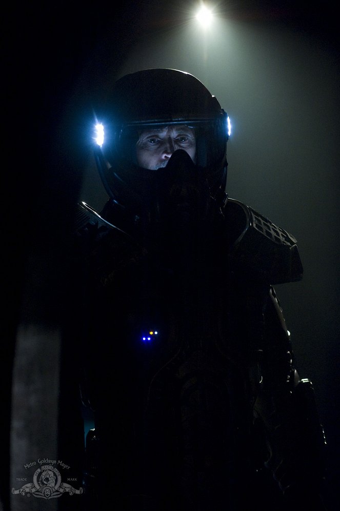 SGU Stargate Universe - The Greater Good - Photos - Robert Carlyle