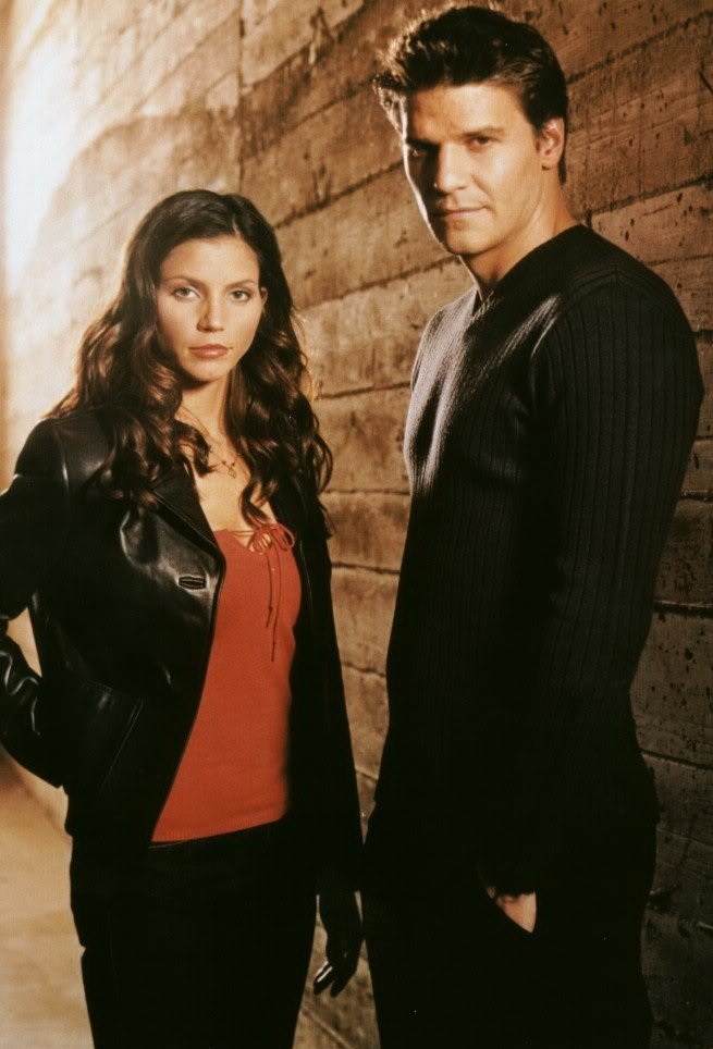 Angel - Season 1 - Promokuvat - Charisma Carpenter, David Boreanaz